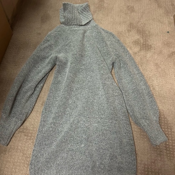 Guess Grey Sweater Dress - Picture 1 of 2